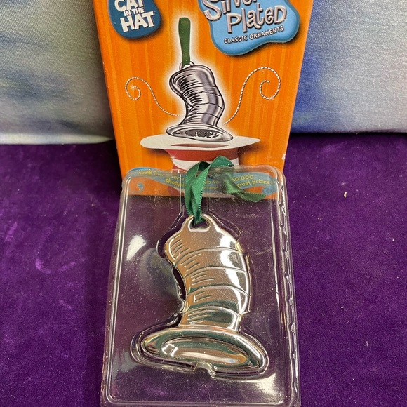 Dr Seuss Vintage Christmas Ornaments - Picture 6 of 8